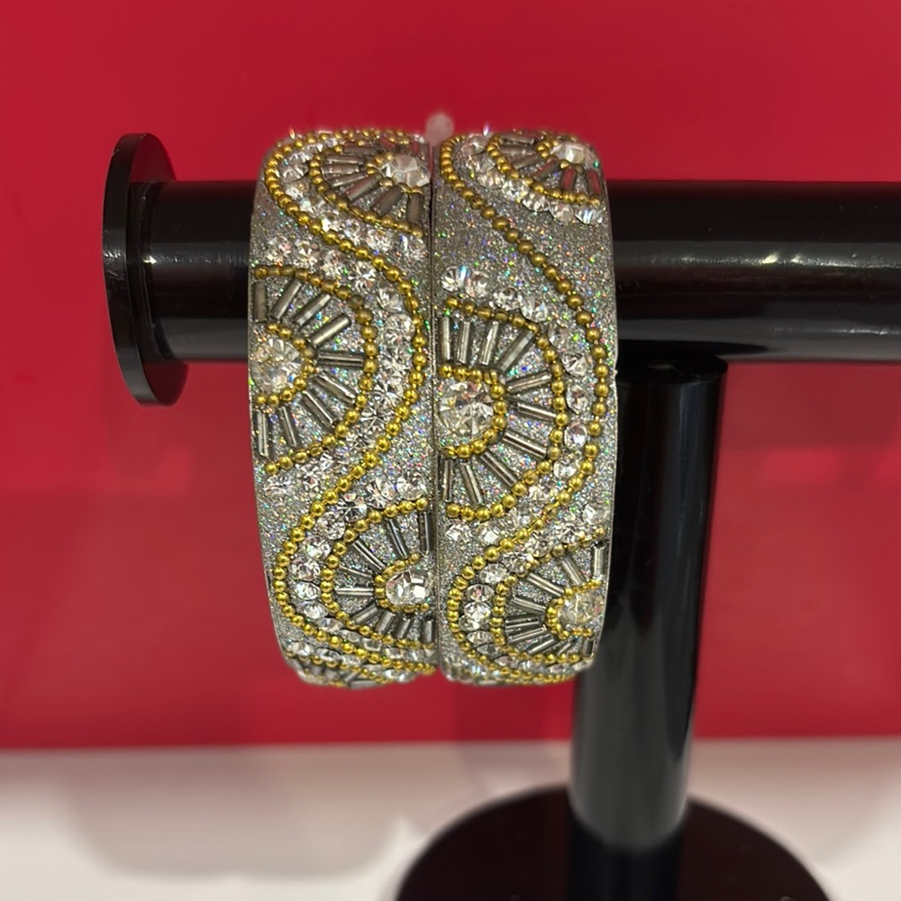 Elegant Silver and Gold Women's Bracelet